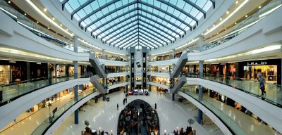 Les avantages d’un local dans un centre commercial