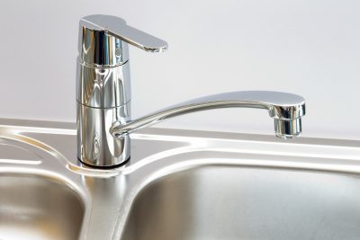 Les équipements nécessaires pour aménager une salle de bain antique moderne