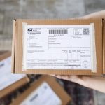 Réexpédition de colis : clé des achats internationaux réussis